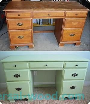 Оливковий письмовий стіл