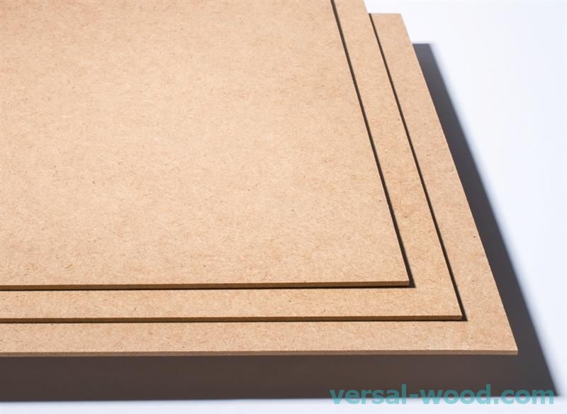Tanke plošče iz vlaknene plošče se lahko uporabljajo kot podlaga za laminat ali za oblikovanje zadnjih sten omar