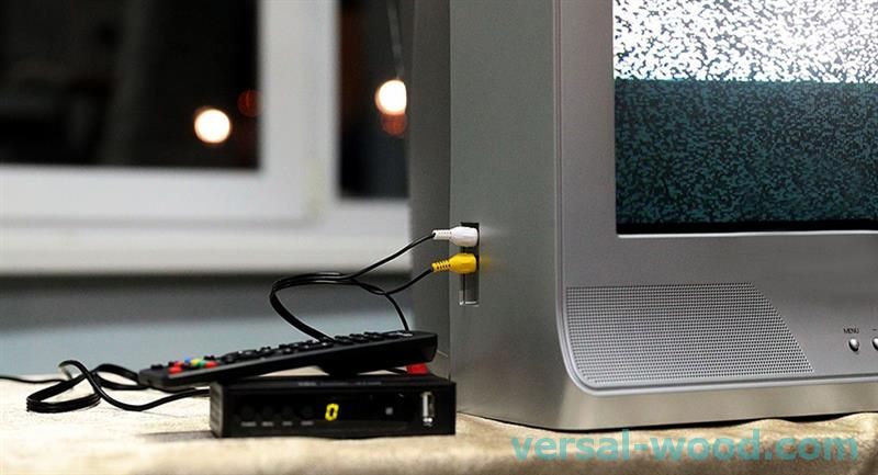 Для підключення цифрового телебачення в старому телевізорі знадобиться Smart-тюнер